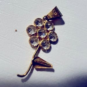 18k yellow gold pendant